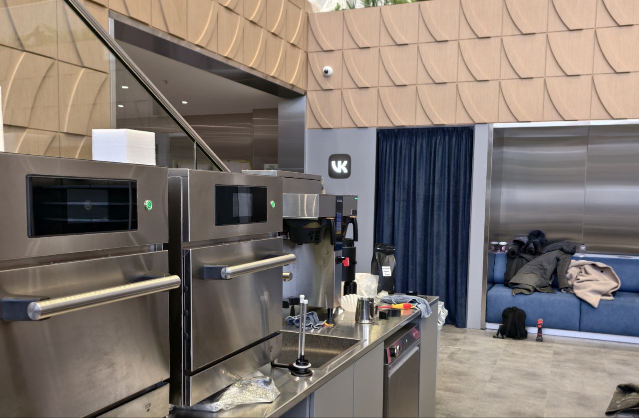 IT-инфраструктура кофейни Love Mark в башне VK